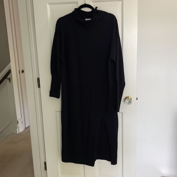 Aritzia Wilfred Black Knit Maxi Dress | M - Picture 2 of 8